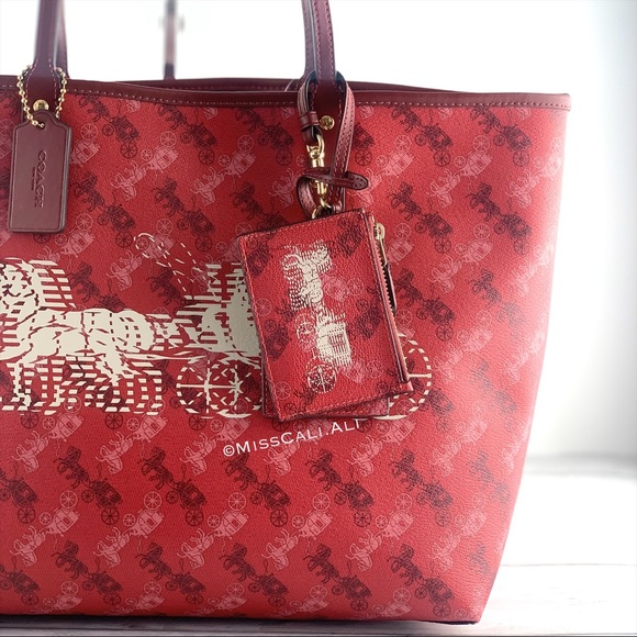 NWT COACH Red Lanyard Card Case Set with Horse & Carriage Print - Picture 6 of 16